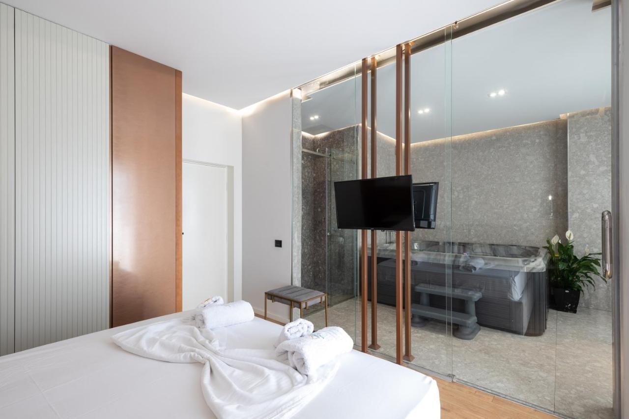 Compas Boutique Hotel Golem  Luaran gambar
