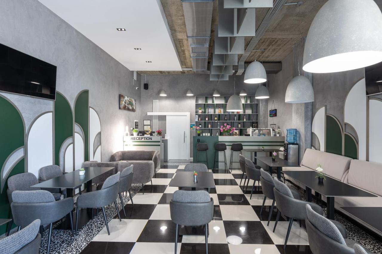 Compas Boutique Hotel Golem  Luaran gambar