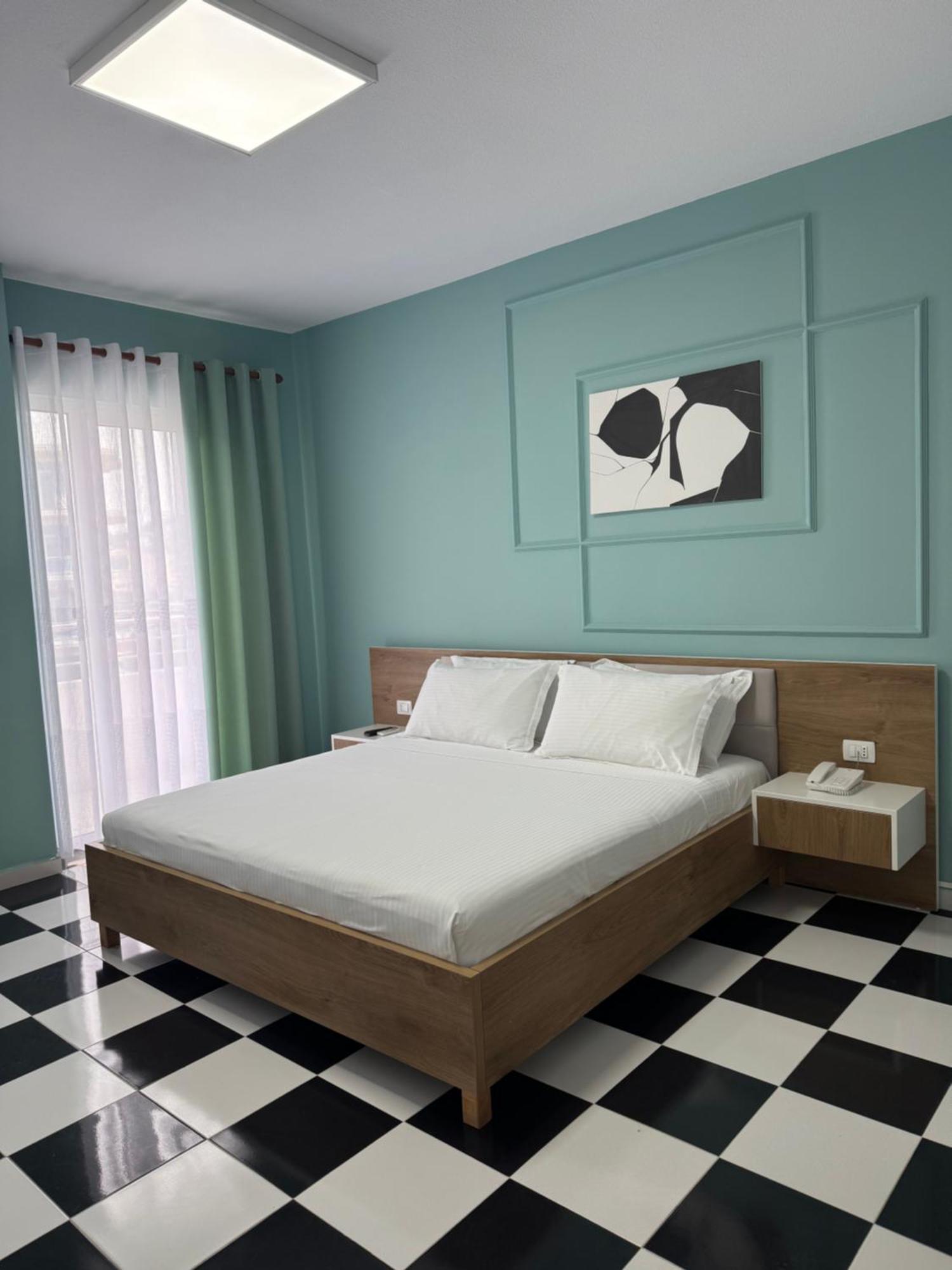 Compas Boutique Hotel Golem  Luaran gambar