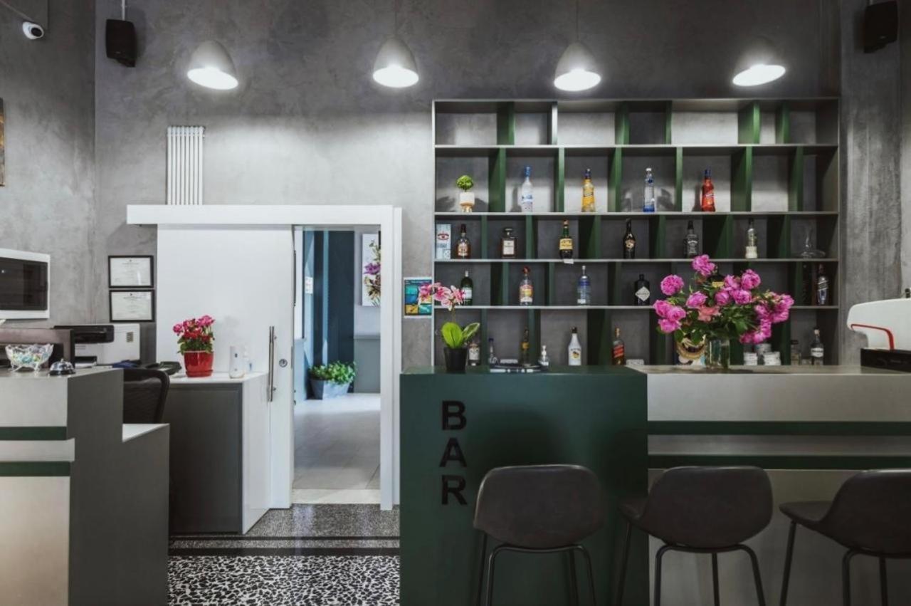 Compas Boutique Hotel Golem  Luaran gambar