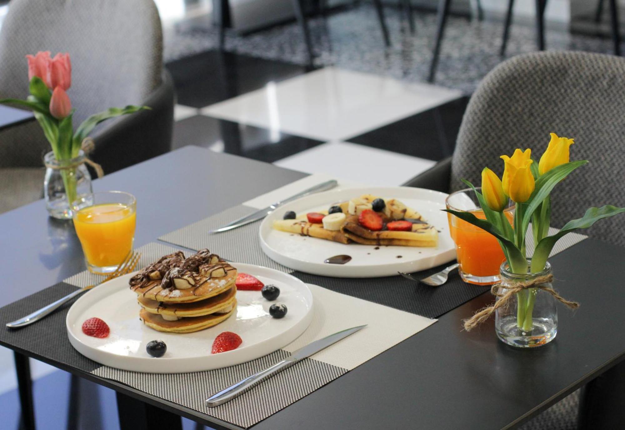 Compas Boutique Hotel Golem  Luaran gambar