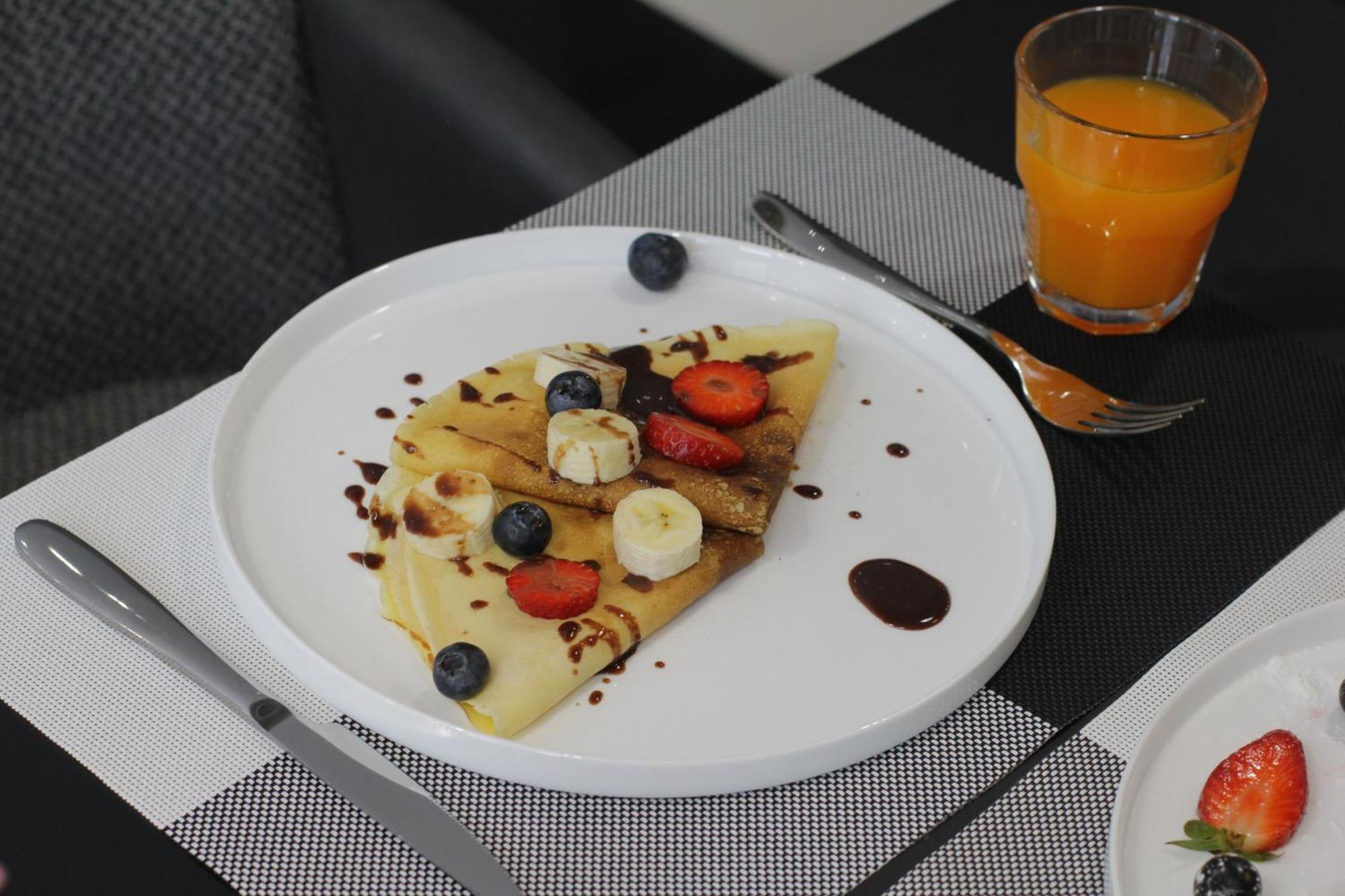 Compas Boutique Hotel Golem  Luaran gambar